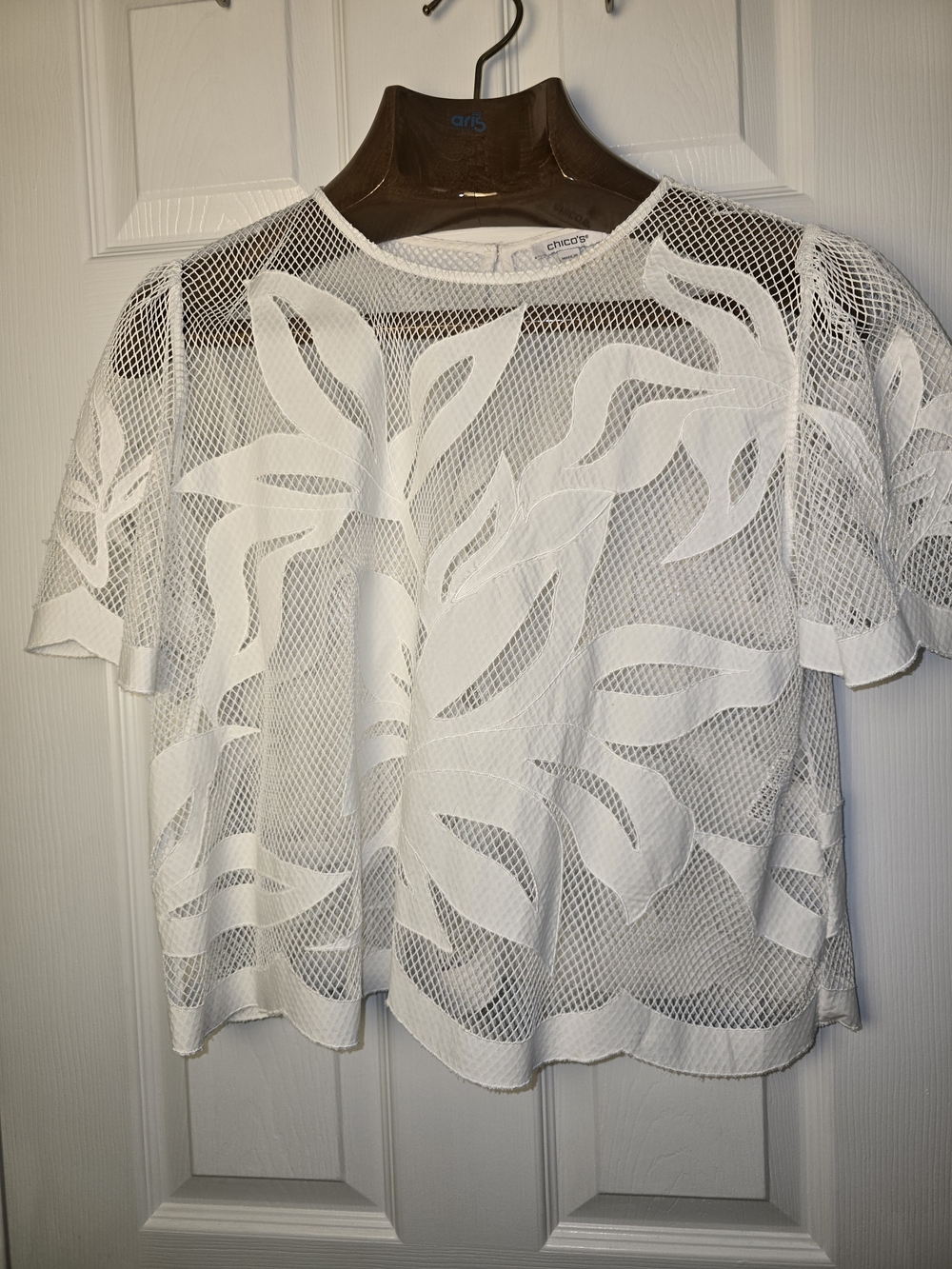 Chico's White Mesh Short-Sleeve Floral Overlay Top Coastal Cottagecore